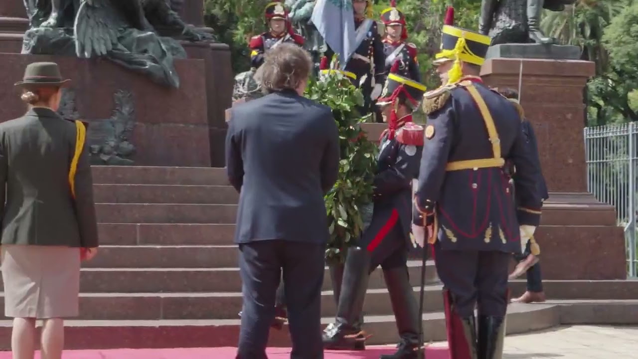 El Presidente Javier Milei encabezó el Homenaje a San Martín, al cumplirse 248 años de su nacimiento