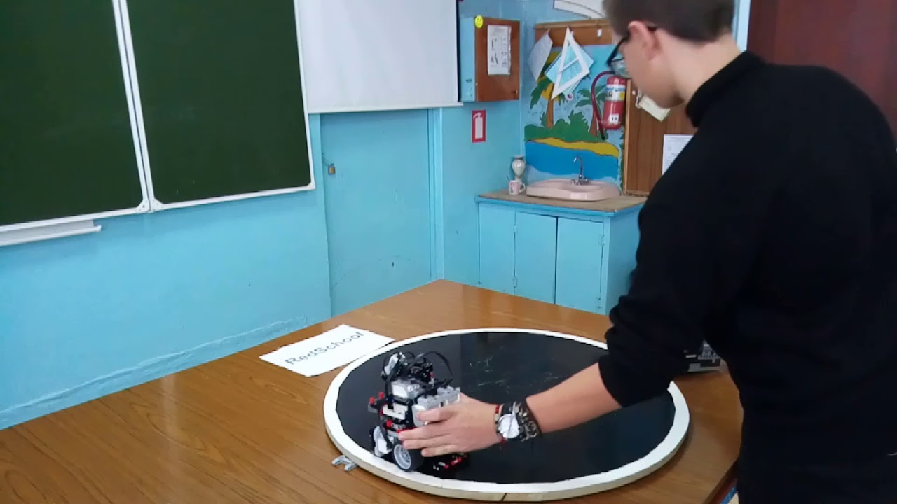 РобоФинист 2019. Интеллектуальное сумо 15х15. RedSchool