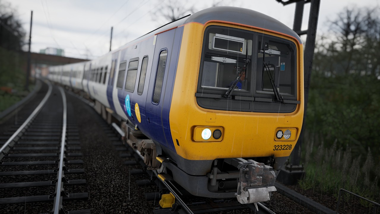 2F35 | Manchester Airport Commuter | Class 323