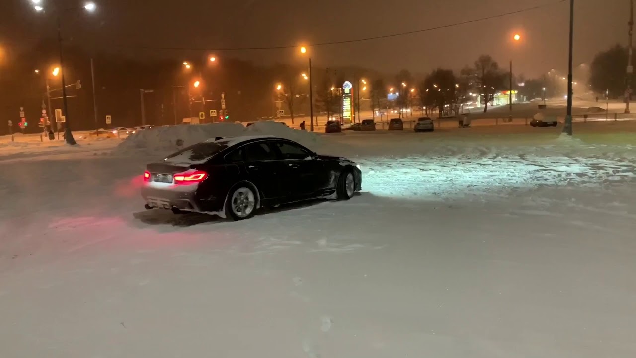 BMW 430i xdrive winter drift