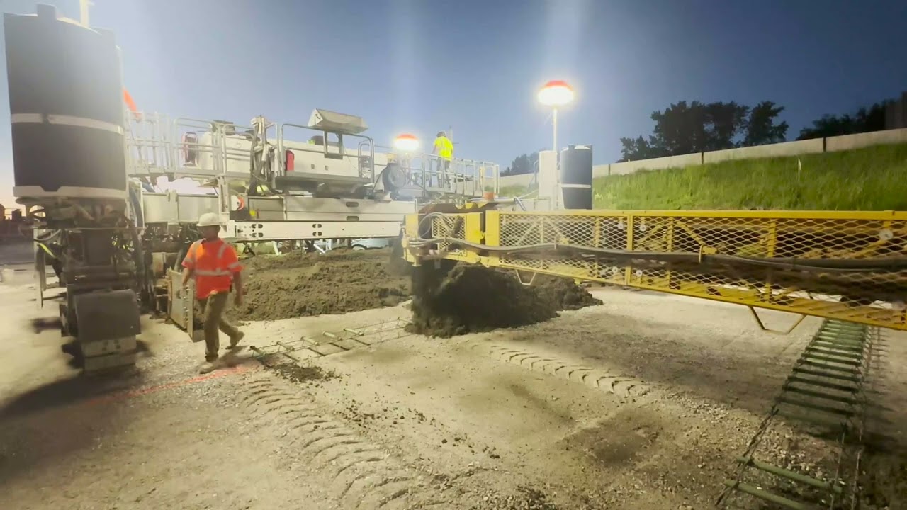 Улучшить дорожное покрытие на трассе I-70: от Колумбии до города Кингдом-Сити возле соединительно...