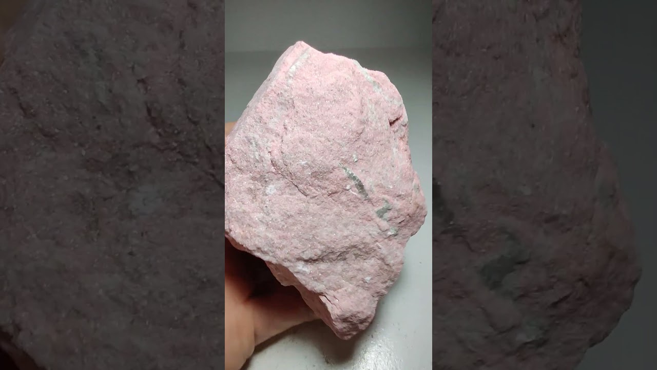 Thulite. Snillfjord, Norway.