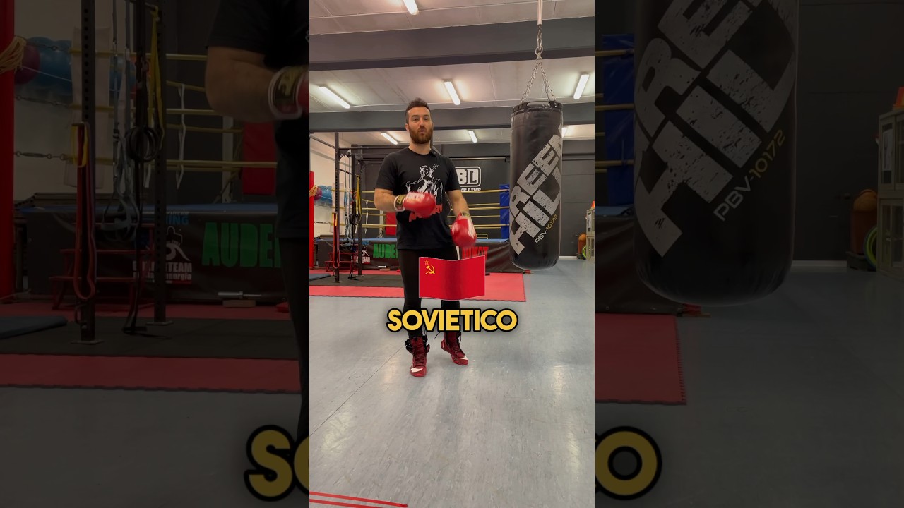 Gancio carico stile sovietico 🇷🇺 vs gazelle punch 🇺🇸 #boxing collab con @greenhillitalia485