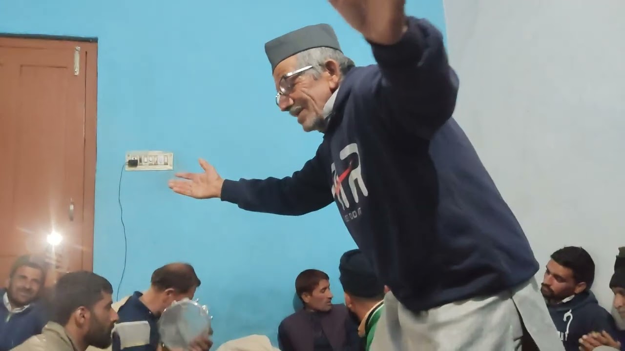 आज की महफिर नाना जी के नाम 🥰🤩😁#pahadiculture #mujranati #mehfil #pahadi 