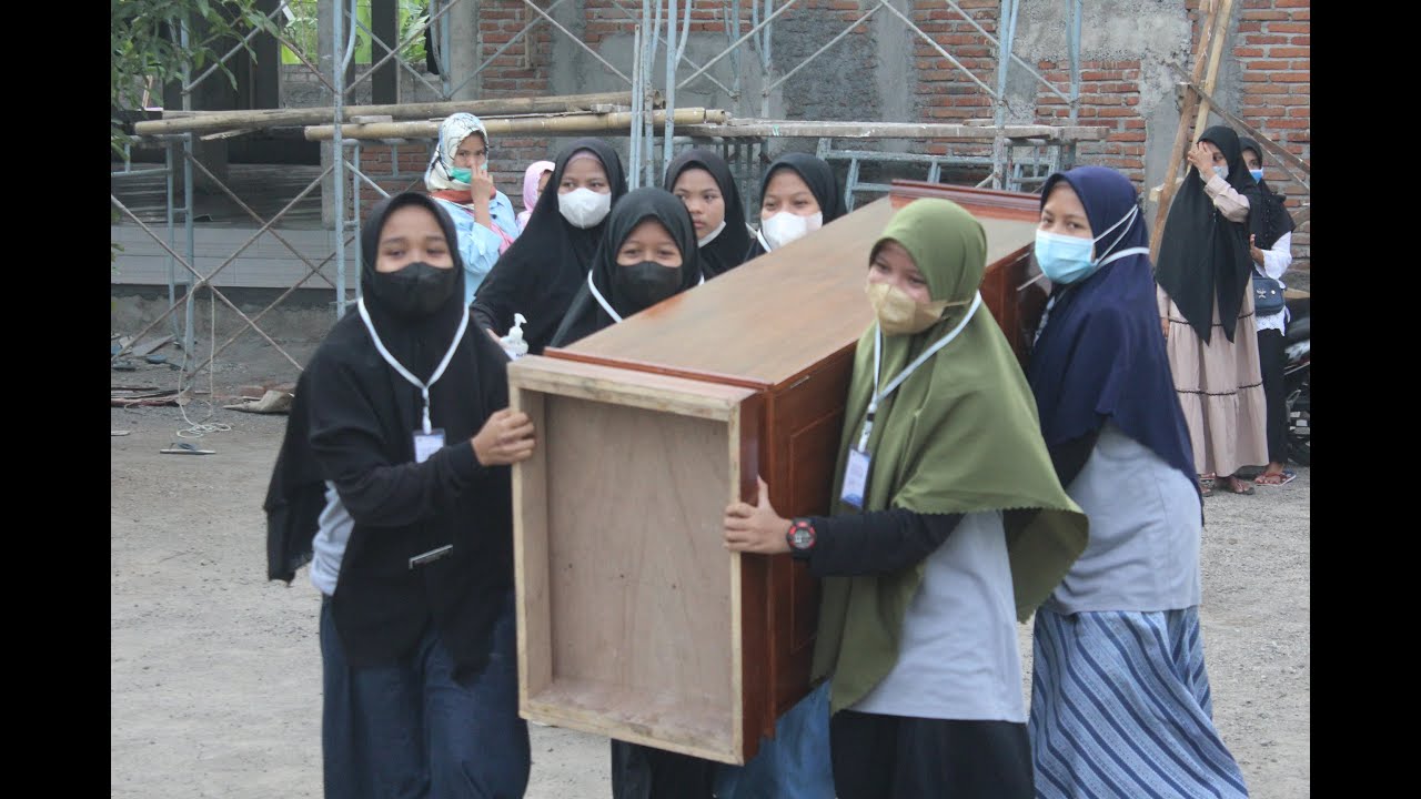 PENYAMBUTAN SANTRI BARU PONPES MODERN AL-MUWAHHIDIN LELEDE PERIODE TAHUN 2021/2022
