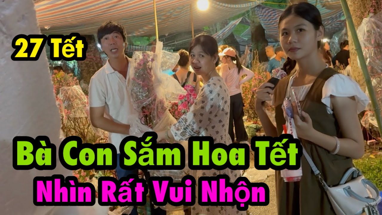 Đã 27 Tết rồi!  Bà con tấp nập đi sắm hoa tại chợ hoa công viên 23 Tháng 9.