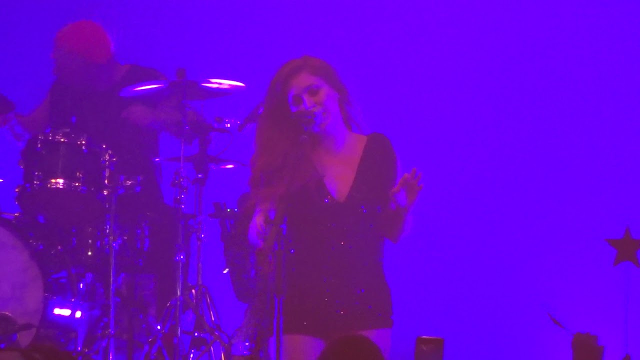 Pitty - Me Adora (Ao Vivo na Fundição Progresso)