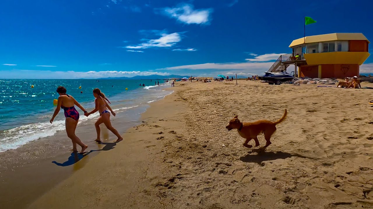 Walk tour Leucate Beach. France