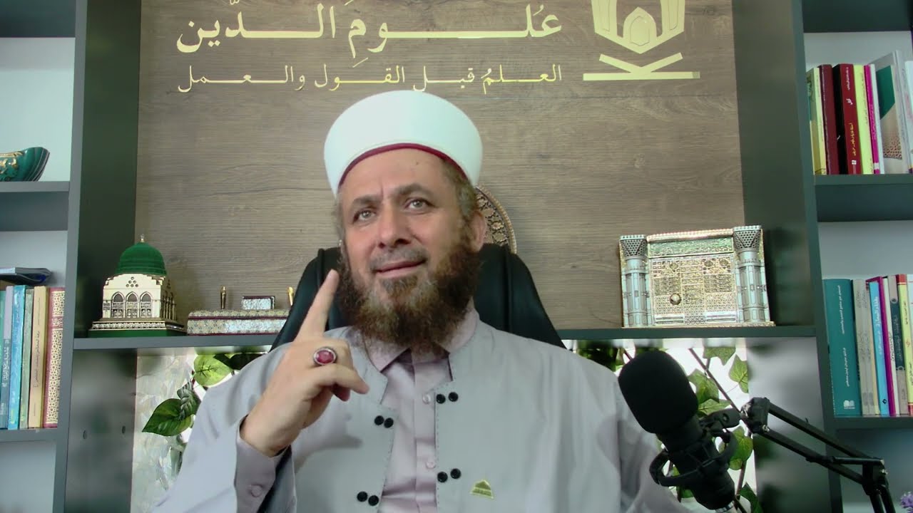 بين قبورية السلف وتوحيد ابن باز
