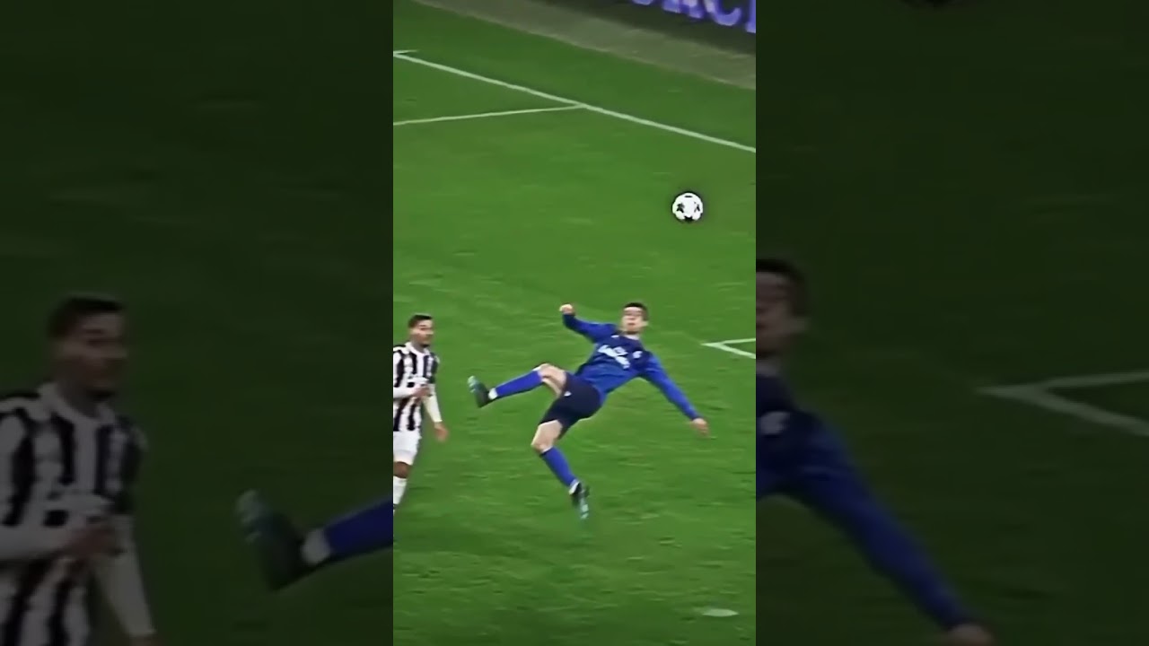 Ronaldo bicycle kick please view problem