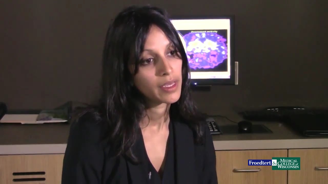 What types of specialists help treat Parkinson's disease? (Sheila Eichenseer, MD)