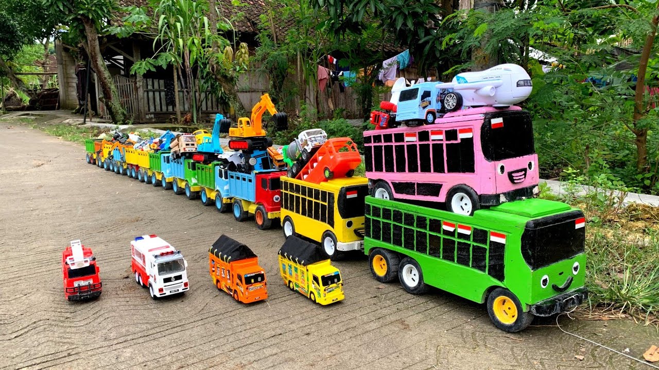 WADIDAW !! Mobil Truk Tronton Panjang Bongkar Mainan Mobil Mobilan Truk Molen, Forklif, Excavator