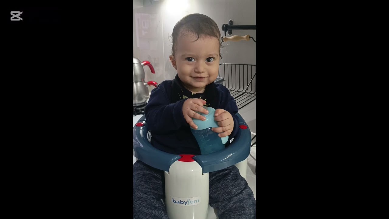 “Poğaça + kardeş = chaos 😂 videonun sonunda Kuzey deki farklılığı kim görecek 🤭  #yemek #baby    