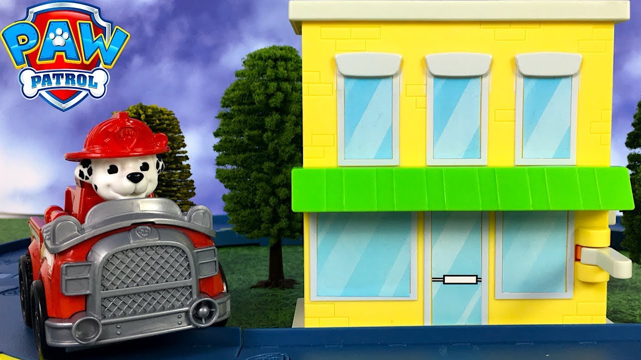UNBOXING PAW PATROL - MARSHALL'S TOWN RESCUE WITH FIRE RESCUE TRUCK