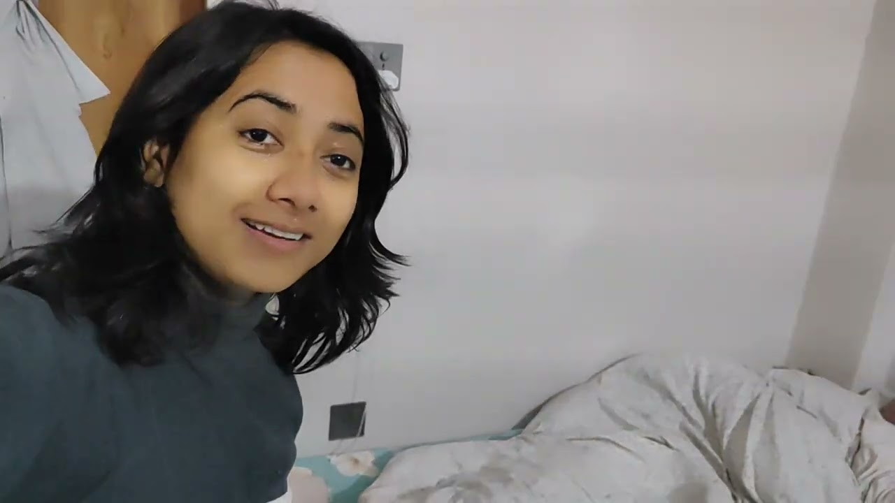 My first vlog ( very first full vlog of a day) #firstvlog  #adayinthelife