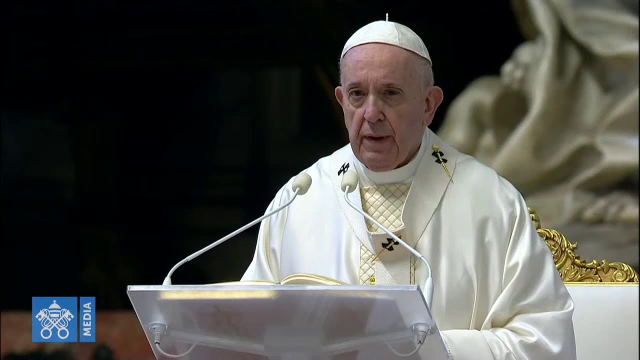 Coronavirus, Papa Francesco celebra la messa del giovedì santo a San Pietro