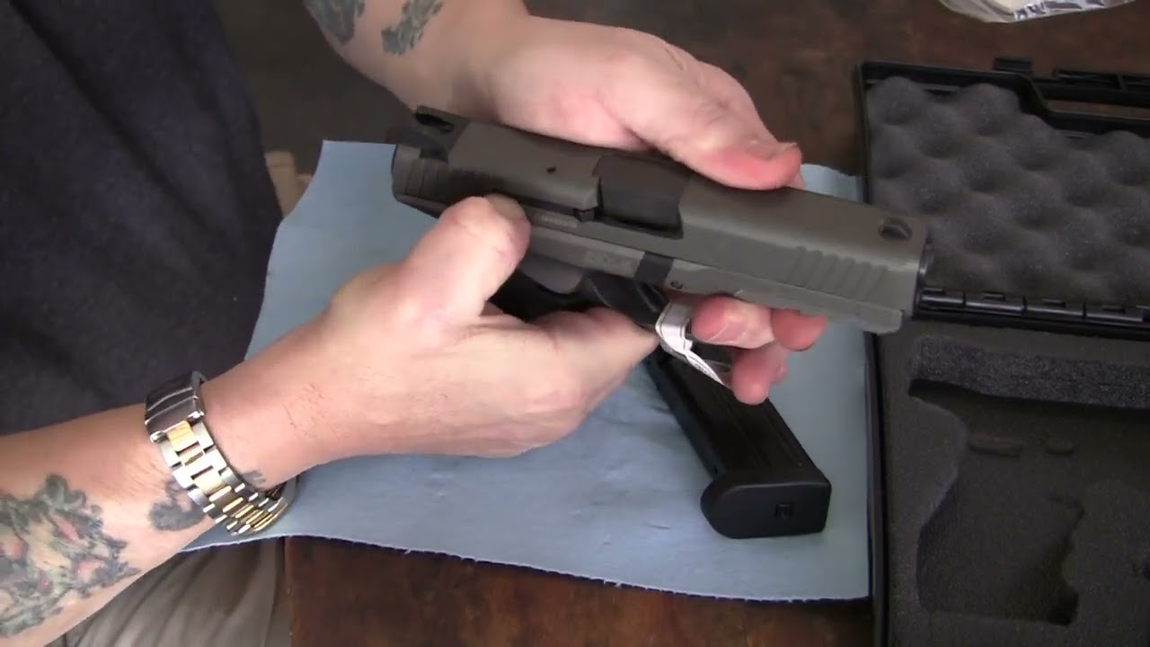 SAR9 Platinum 9mm pistol over view