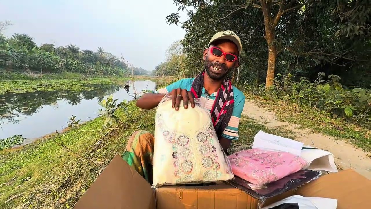 মানিকগঞ্জ জেলা থেকে আমার ফ্যামিলির জন্য একটি পার্সেল পাঠিয়েছেন আলহামদুলিল্লাহ আমি অনেক খুশি 🌱🙂