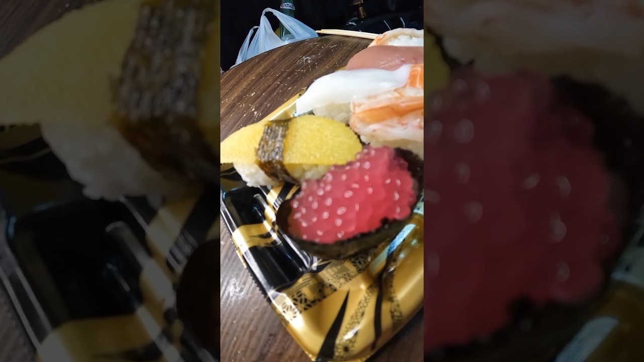 Dinner for long-distance truck drivers! They actually chose sushi that I bought have a price!