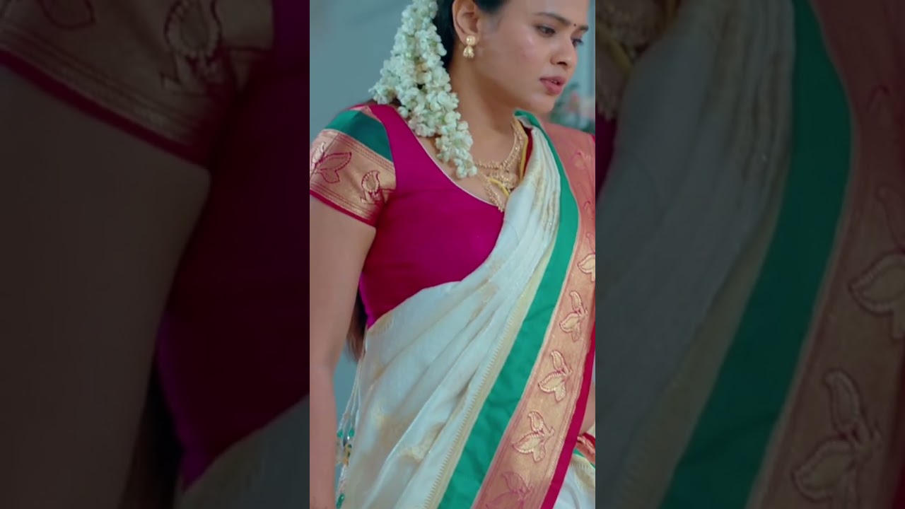 Hebah batel Hot Navel #hebahpatel #hebahpatelhot