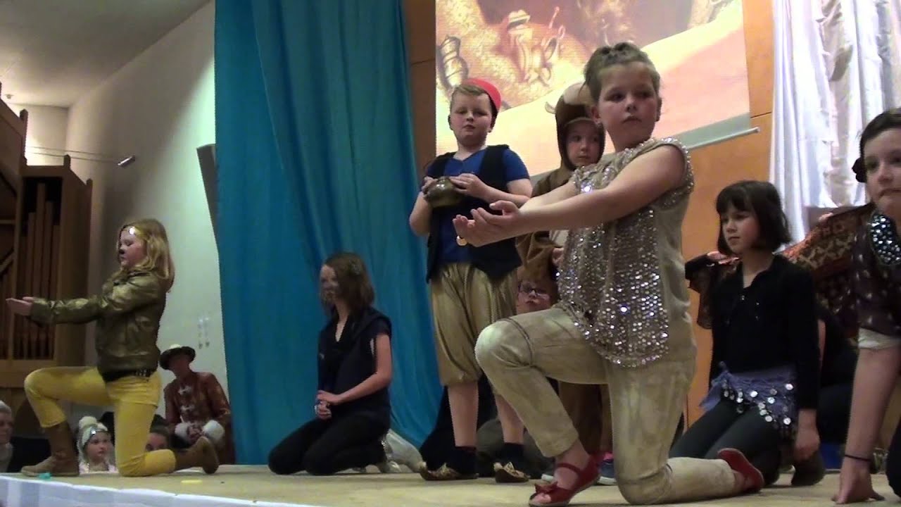 Aladdin, theaterstuk door Anne Frankschool Meppel, 9-4-2014