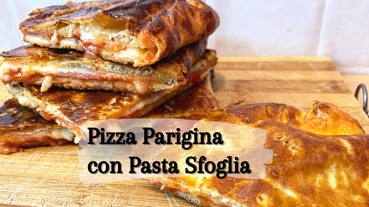 Ricetta Pizza Parigina Napoletana Fatta in Casa, Condita con Mozzarella, Pomodoro e Prosciutto Cotto