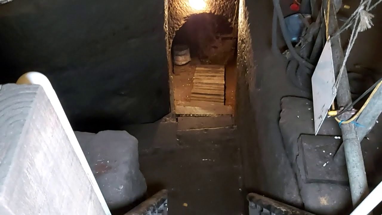 The Williamson Tunnels - a walkthrough tour - The Gothic Arch in The Banqueting Hall