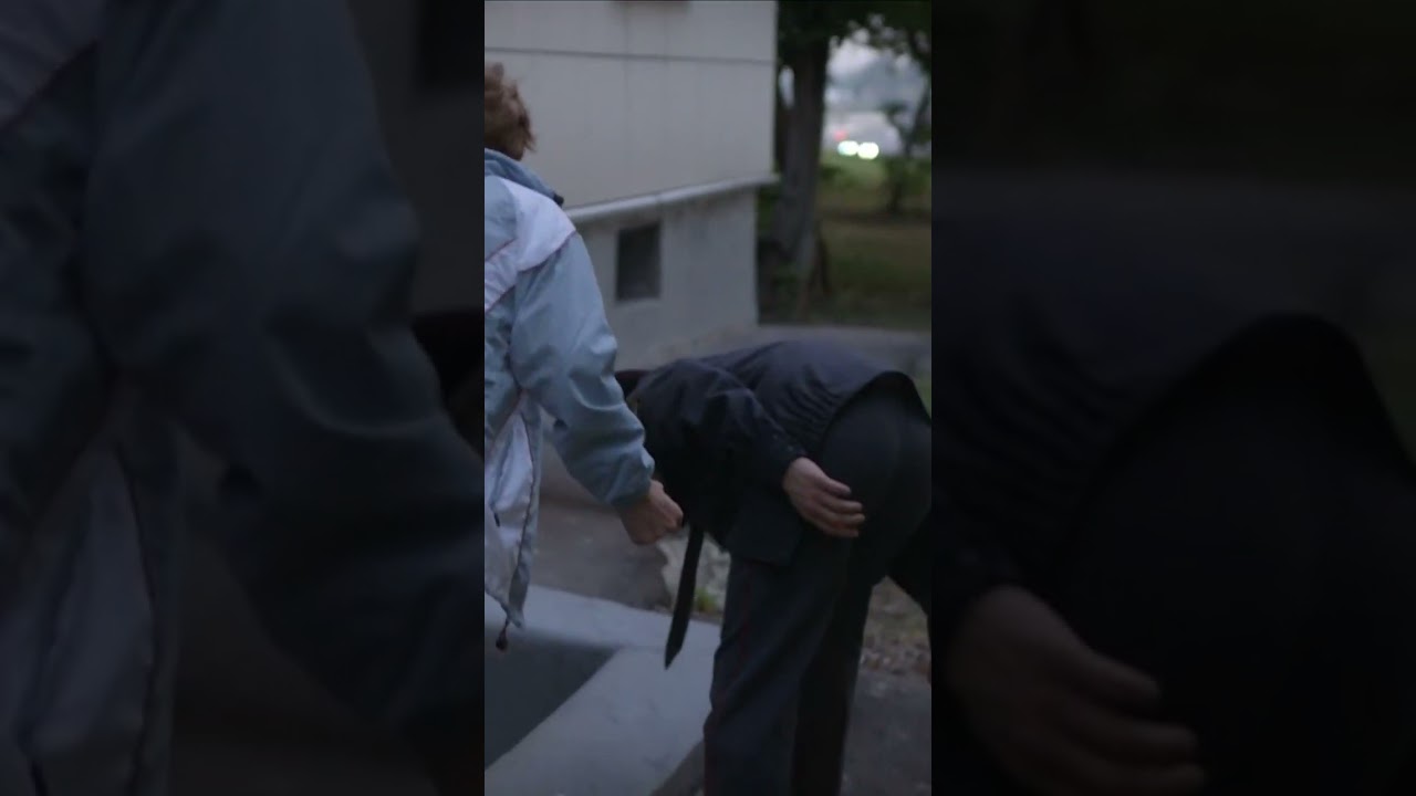 Я бы тоже пошла рожать в подвал! - А у нас во дворе 1 сезон 1 серия #детектив #драма #полиция