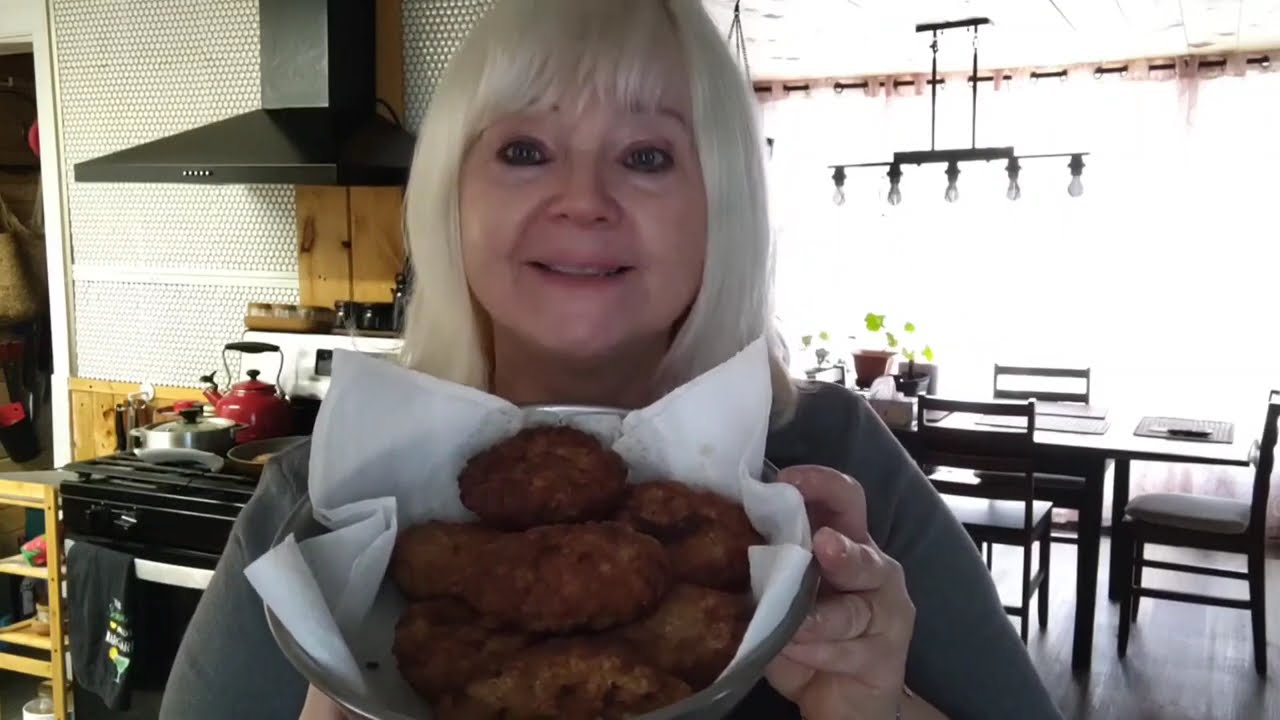 Juicy Beef & Pork Patties – Crispy Outside, Tender Inside!