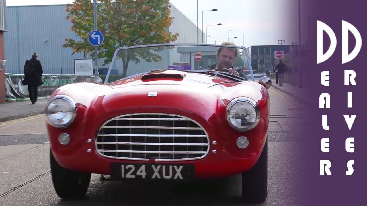 AC Ace Bristol Roadster 289 V8 Cobra - DD Classics Dealer Drives