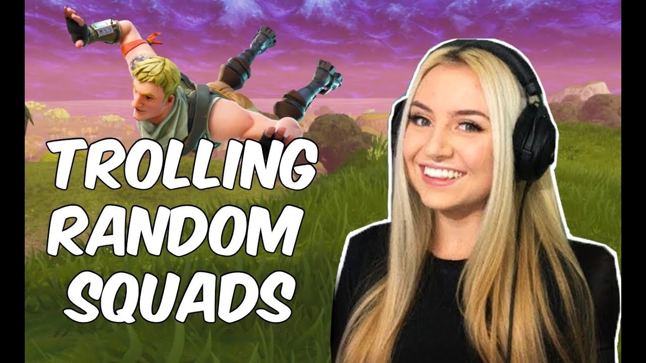 Pretending to be a noob in Fortnite (random squads)