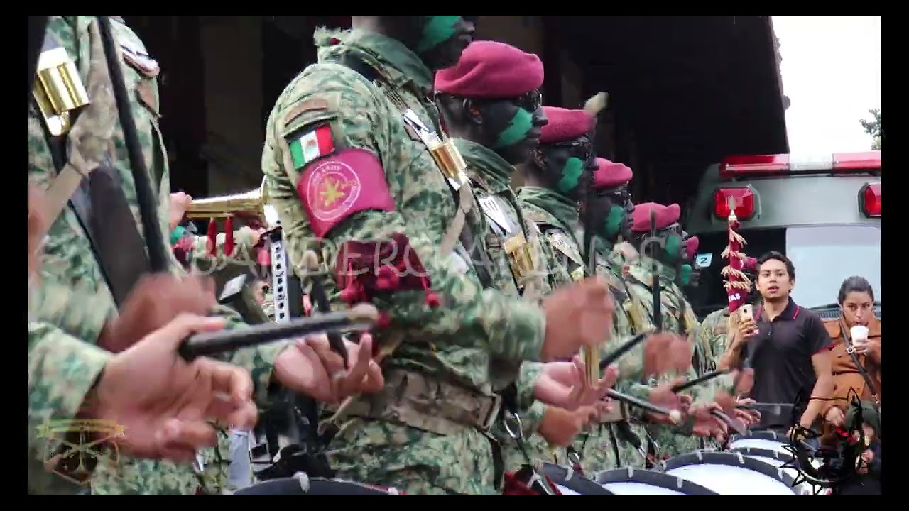 Banda de Guerra de la Brigada de Fusileros Paracaidistas 