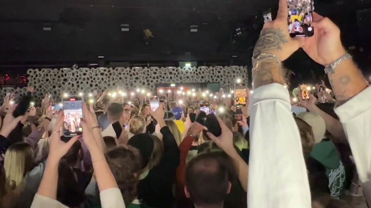Sam Tompkins - Lose it all live in Frankfurt 09.12.23