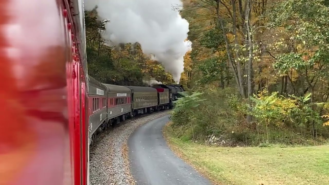 WMSR 1309 ride thru Brush Tunnel 10-19-2022