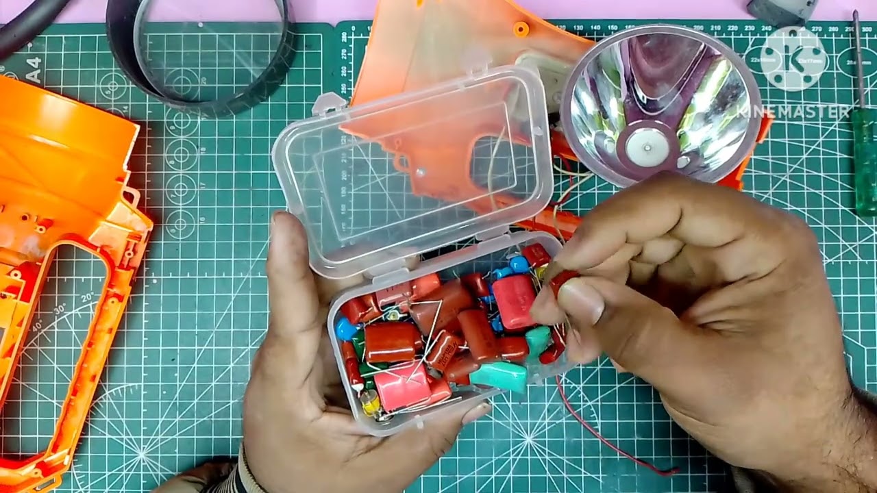 How to repairing 24H Energy Company torch light circuit. 