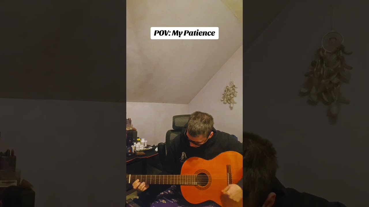 You can hear my other guitar pick lost in the guitar😭😭 