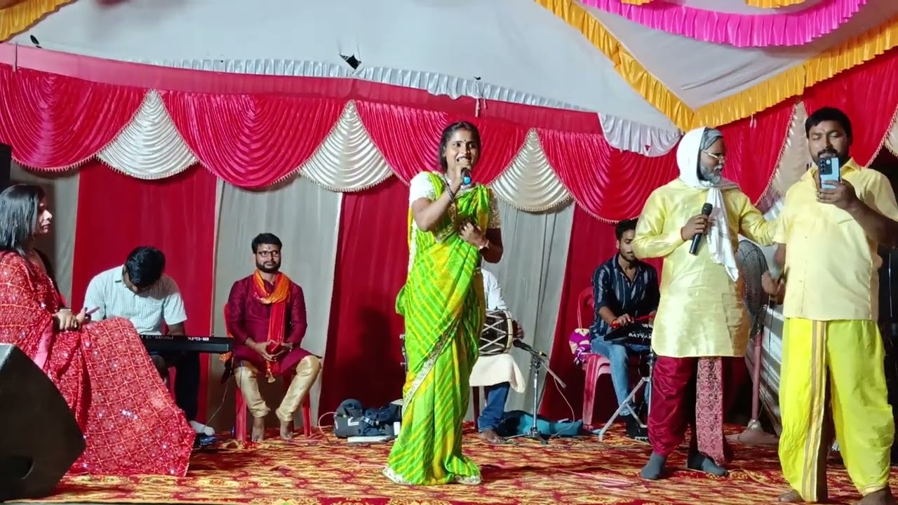 पिंकी डांसर झुलु दादा का स्टेज शो दोस्तों आप सबको कैसा लगा कमेंट में बताएं