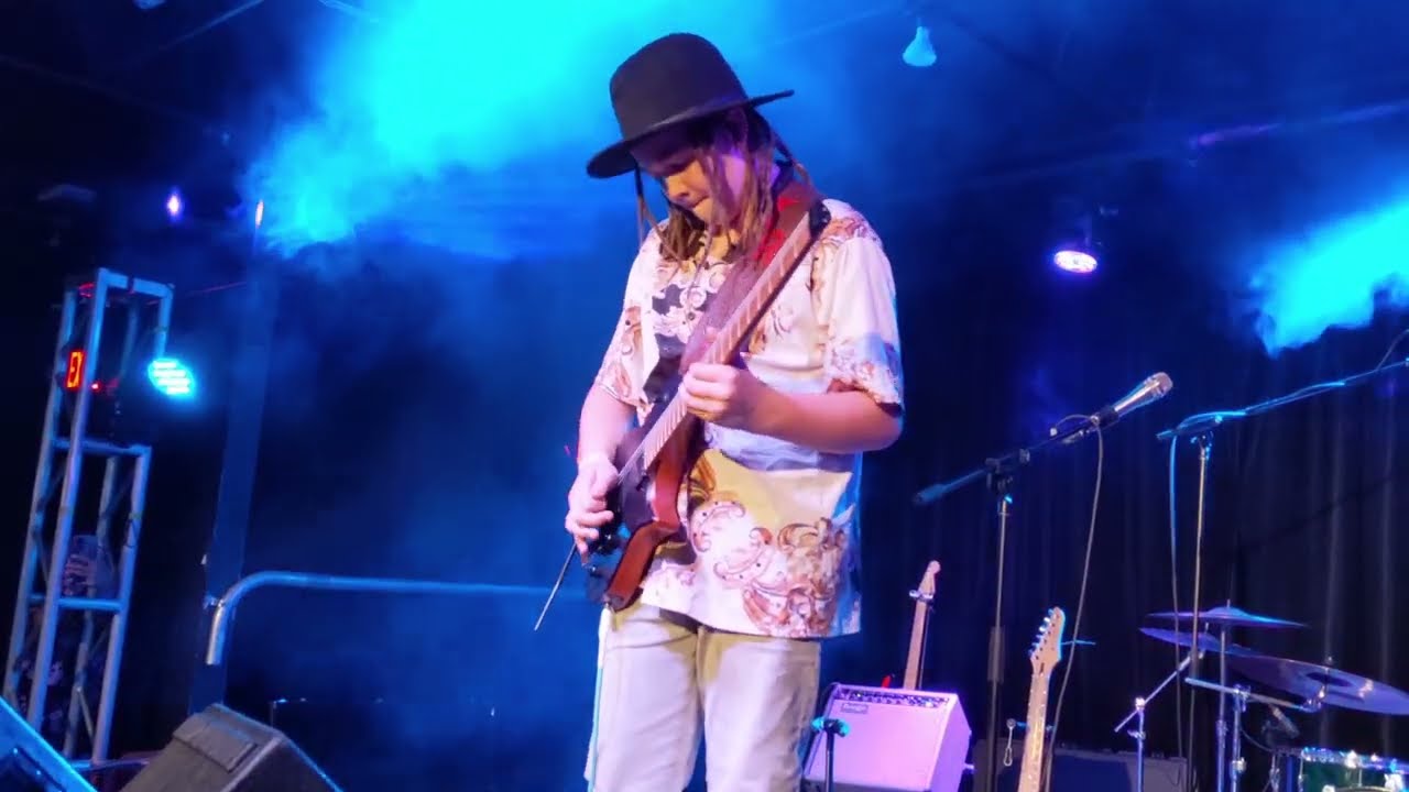 Taj Farrant  The Loner LIVE in West Chicago, IL, USA 06/20/22