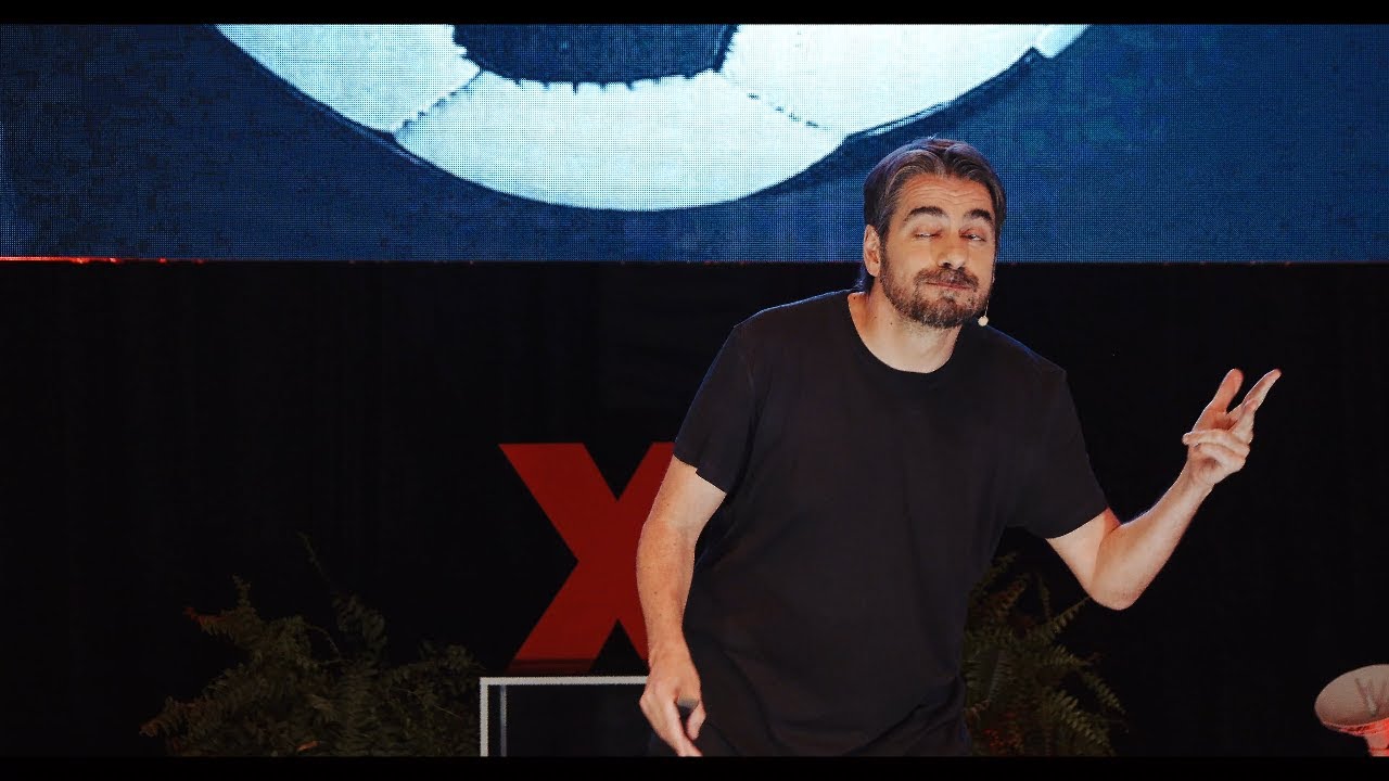 Tenha amigos e fique &ldquo;rico&rdquo;  | Luciano Potter | TEDxInatel