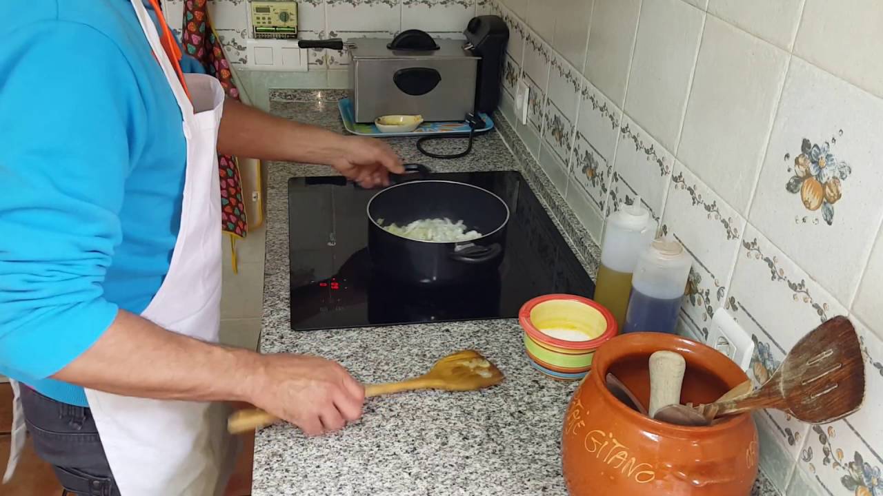 arroz con chocos en su tinta