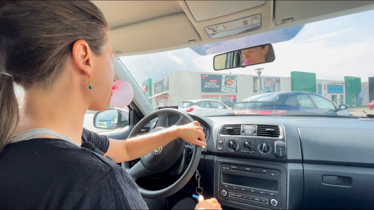 City Drive ASMR Stick Shift Bubblegum & Unexpected Defective Brakes 😬