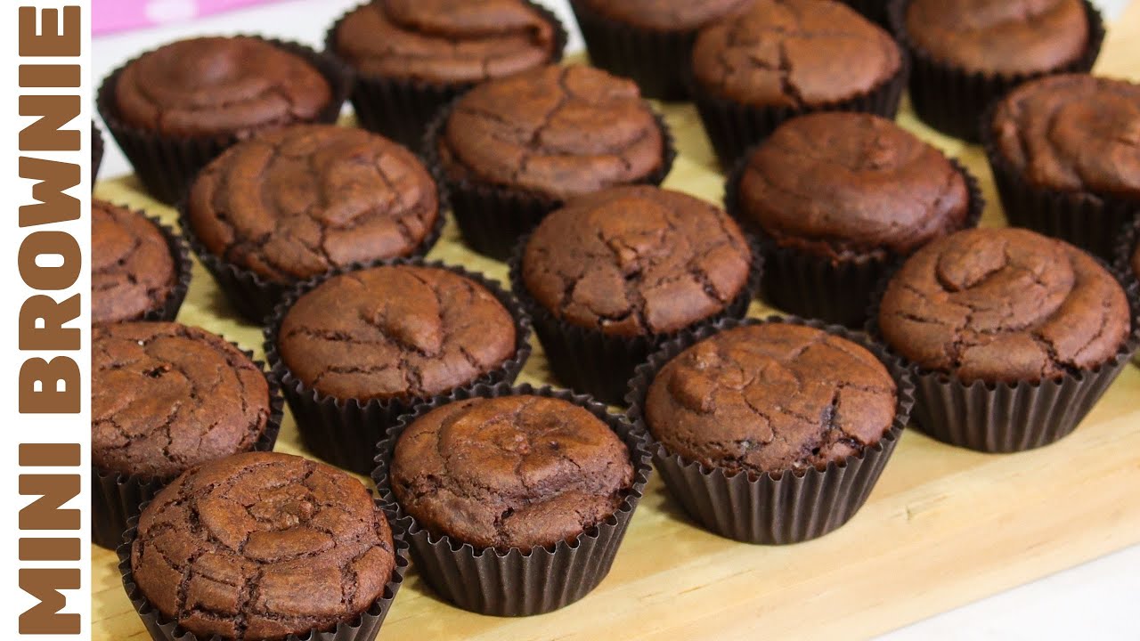 SUPER TENDÊNCIA: MINI BROWNIE NA FORMINHA! JÁ SAI RECHEADO DO FORNO! Venda muito!