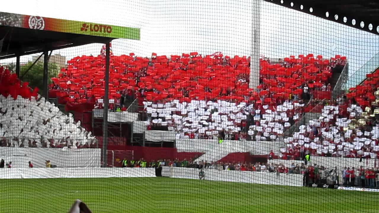 Choreo der Fans des 1. FSV Mainz 05