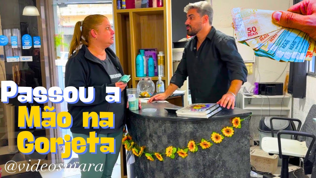 Passou a mão no dinheiro da gorjeta