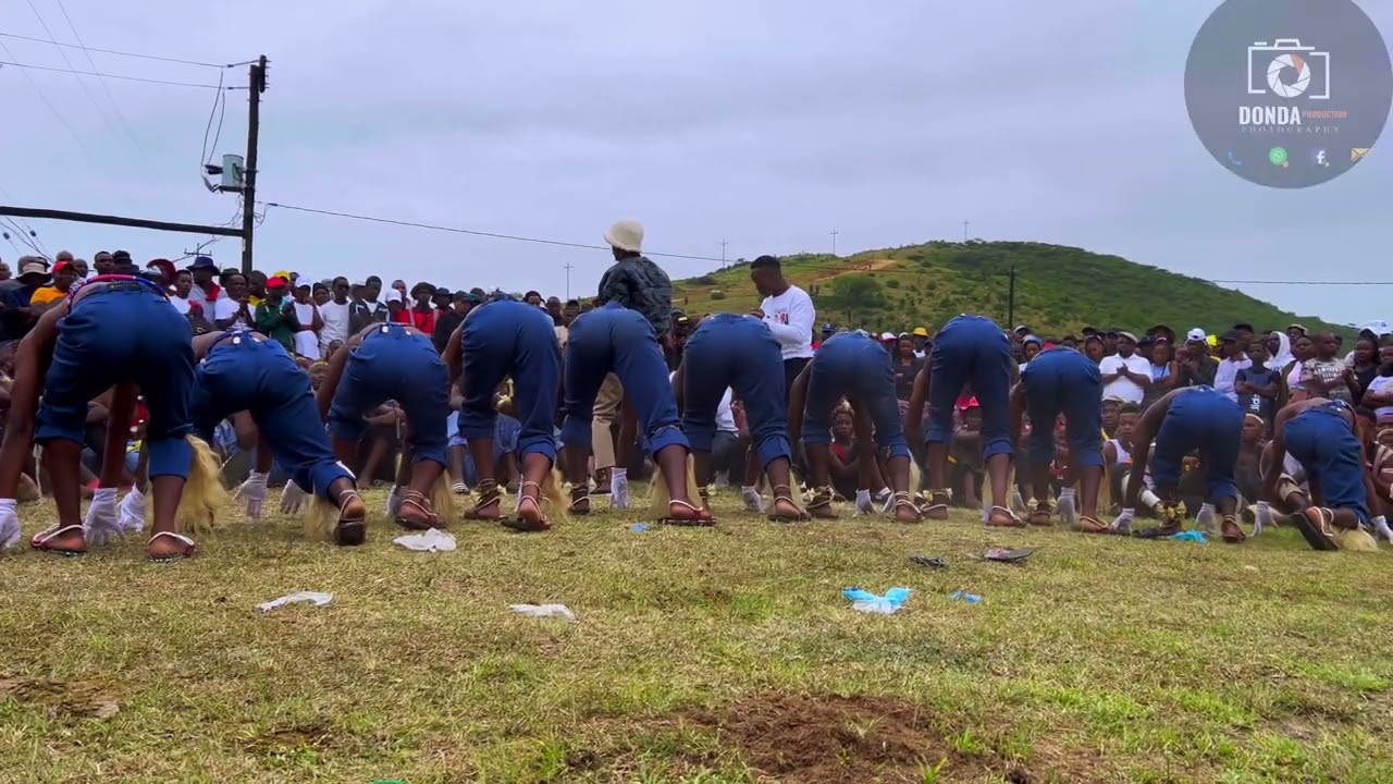 Ingoma kaNew year | Obuka, eNtabeni ebomvu | Sekuvuthiwe eNqungqu