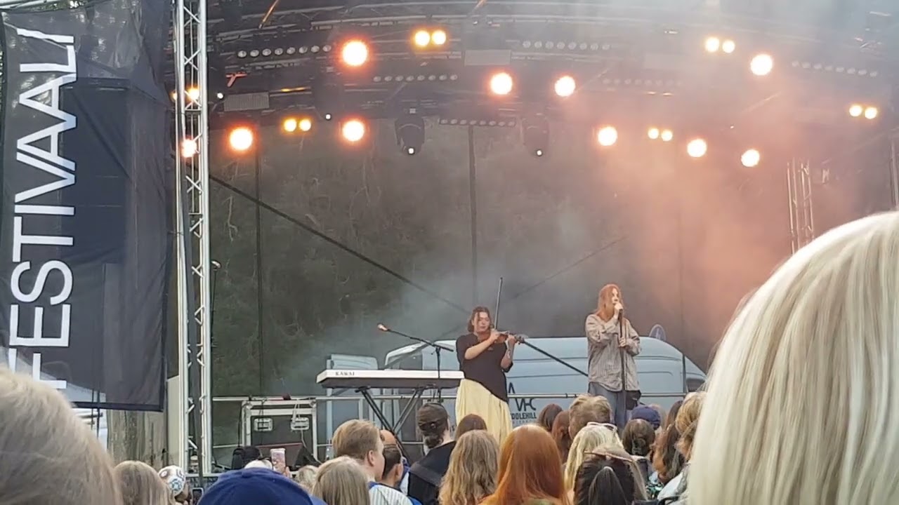 Asla Jo: Vallankumouksii
