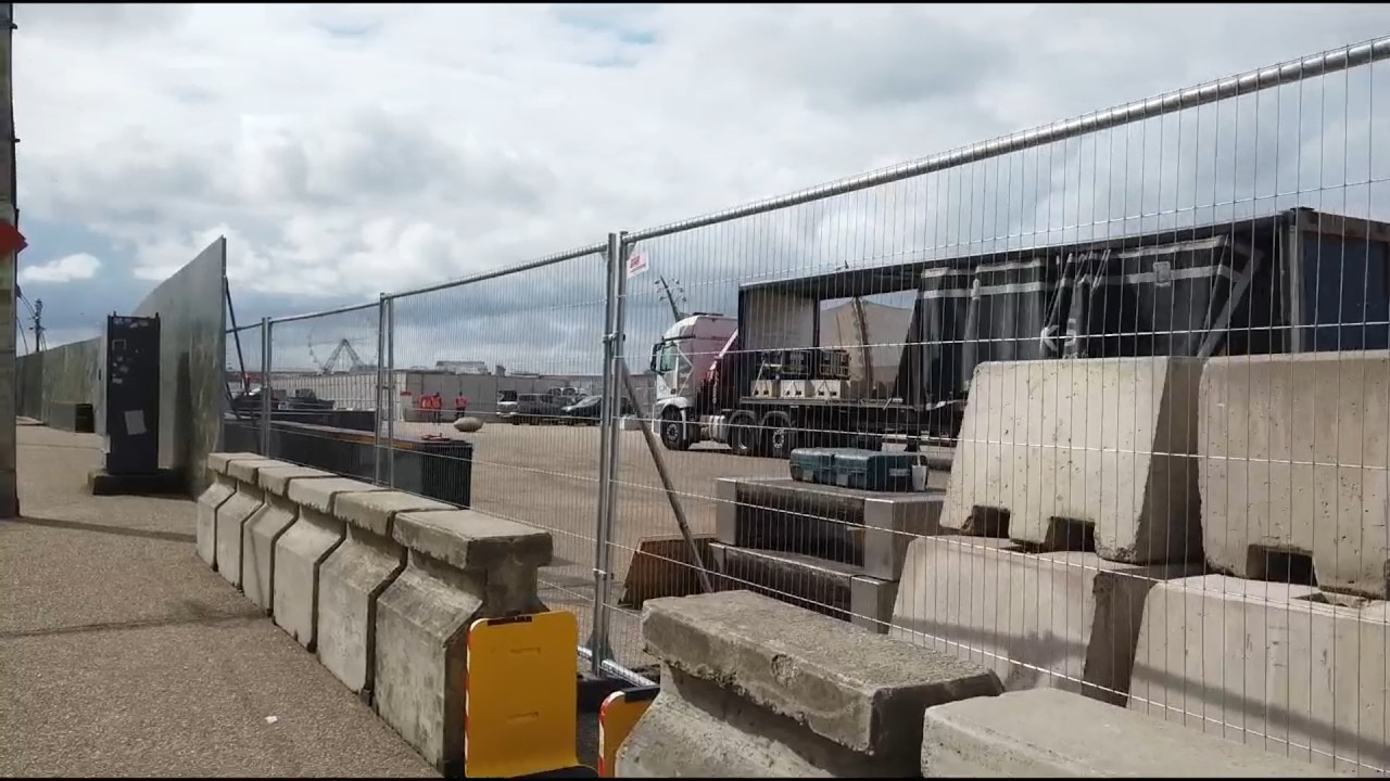 Blackpool bank hoilday monday walk, switch on set up , bonny street, albert road hotels, & shopping