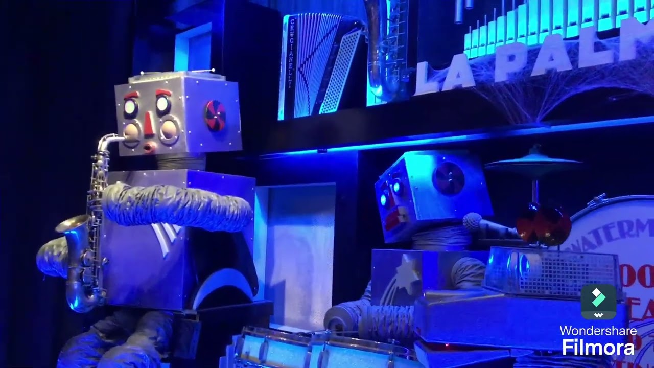 Robot band organ 7/3 from watermouth castle