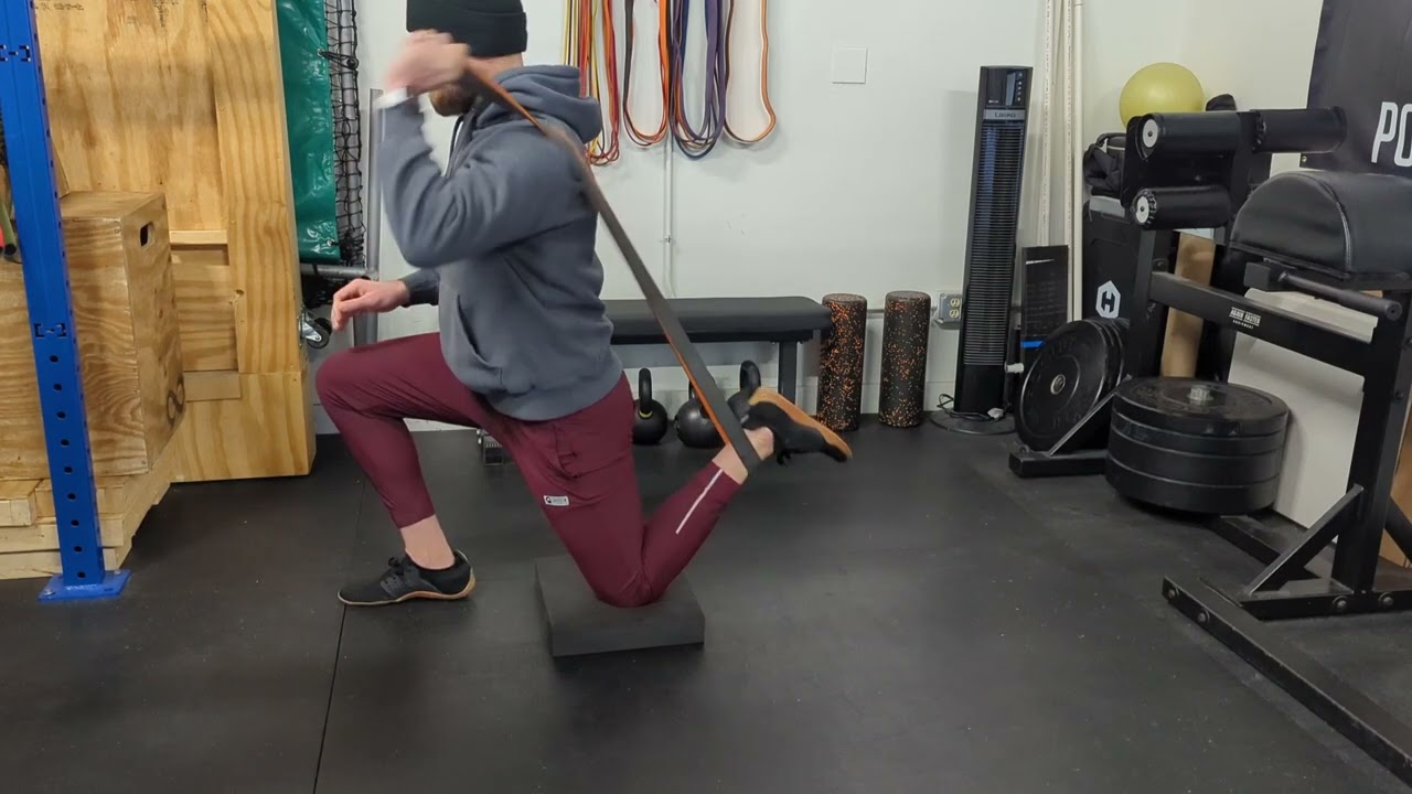Knee - Band Assisted Half Kneeling Couch Stretch