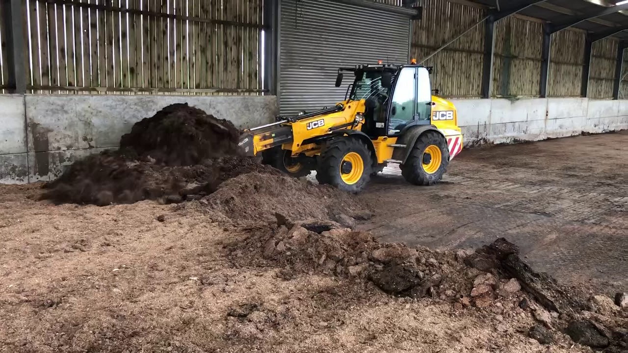 Cleaning out Pruex bedding